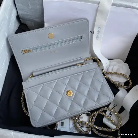 First Bag Ru NEW CHAIN WALLET CHANEL LAMBSKIN EDITION 0704